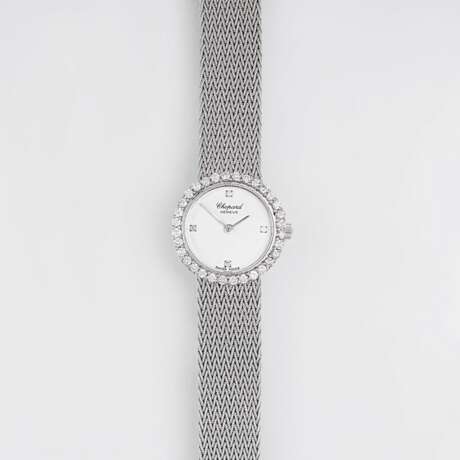 Chopard. Damen-Armbanduhr mit Diamant-Besatz - photo 1