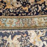Orientteppich aus Seide. 20. Jahrhundert, 223x144 cm. - фото 4