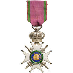 Herzoglich Sachsen-Ernestinischer Hausorden - Ritterkreuz 2. Klasse mit Schwertern