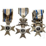 Drei Militär-Verdienstkreuze 2. Klasse, eine Urkunde - Foto 1