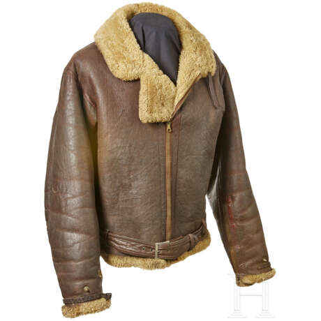 An RAF Flight Jacket for Aviation Personnel - фото 1