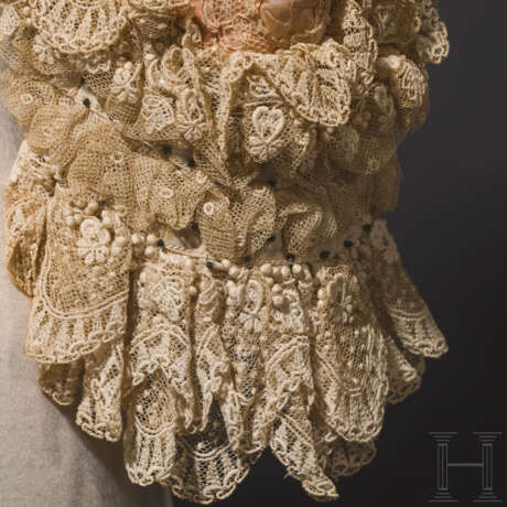 Kaiserin Elisabeth von Österreich - zweiteiliges, lachsfarbenes Sommerkleid aus Korfu - Foto 9