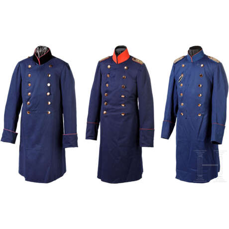 Drei Überröcke und ein Mantel, um 1900 - photo 1