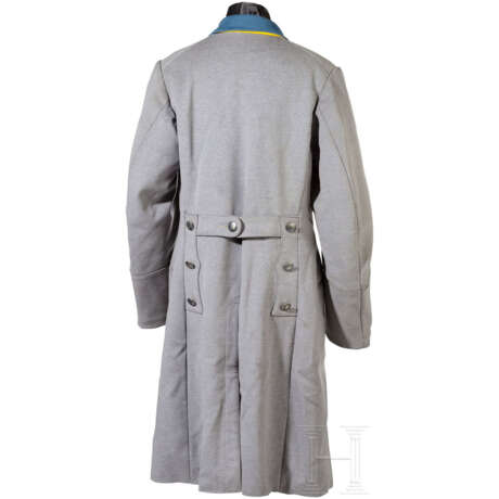 Drei Überröcke und ein Mantel, um 1900 - photo 4