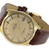 Armbanduhr: seltenes vintage Omega Chronometer, Constellation Waterproof, Salmon "Pie-Pan", 18K Gold, ca.1967/68 - photo 1