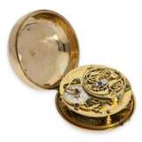 Taschenuhr: frühe, 3 -fach-Gehäuse Repoussé-Spindeluhr in Gold, signiert Rose London, ca. 1770 - Foto 5