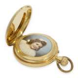 Taschenuhr: frühe Le Coultre Goldsavonnette mit versteckter, hochfeiner Emaille-Lupenmalerei und Minutenrepetition, No.4038, ca.1890 - Foto 3
