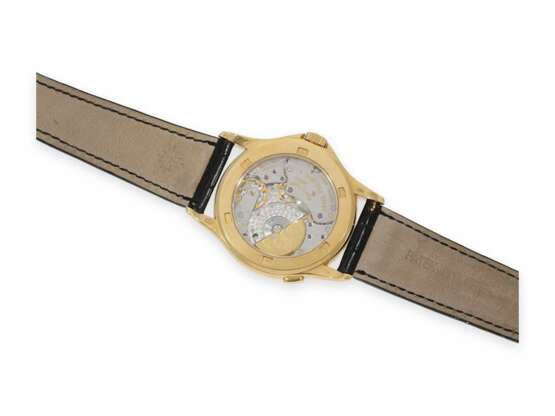 Armbanduhr: hervorragend erhaltene Patek Philippe "Worldtime" Ref. 5110, ca. 2002 - Foto 3