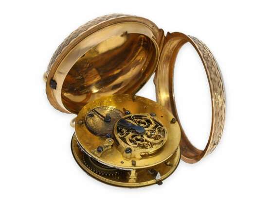 Taschenuhr: bedeutende, goldene Schweizer Taschenuhr mit früher Zylinderhemmung, Chatelaine und Originalbox, Jean Jaques Richard au Locle, 1740-1766 - Foto 5