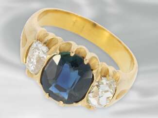 Ring: sehr schöner antiker Ring mit Saphir und Diamanten, insgesamt ca. 2,68ct, 18K Gelbgold