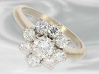 Ring: schöner vintage Brillant/Blütenring aus 18K Weißgold, Brillanten von ca. 1,2ct