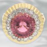 Ring: sehr dekorativer und ausgefallen gefertigter vintage Goldschmiedering mit großem Turmalin und Diamantbesatz - Foto 4