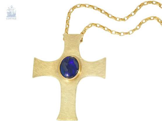 Kette/Collier/Anhänger: Collierkette mit großem handgearbeiteten Kreuzanhänger und seltenem blauen Opal, vermutlich unikate Goldschmiedearbeit - Foto 1
