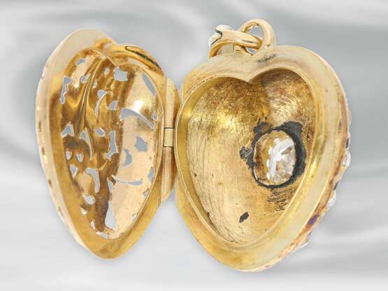 Kette/Collier: Gelbgoldkette mit sehr schönem antiken Diamant-Herzmedaillon - фото 3