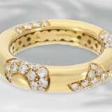 Ring: hochwertiger Gelbgoldring mit sehr dekorativem Brillantbesatz, ca. 1,32ct, 18K Gold - Foto 2