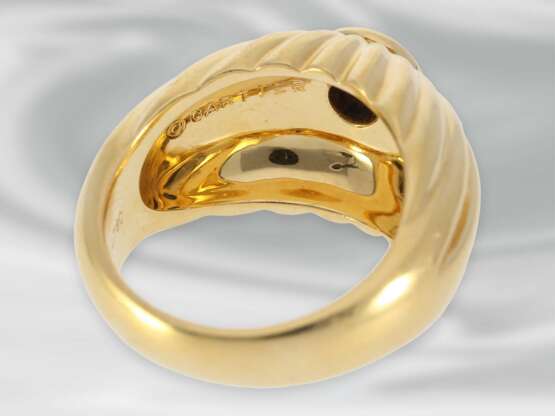Ring: dekorativer hochwertiger Gelbgoldring mit Saphircabochon, 18K Gold, signiert Cartier - Foto 3