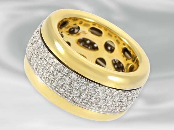 Ring: interessanter, sehr massiv gefertigter Goldschmiedering mit reichem Brillantbesatz, ca. 1ct - Foto 1