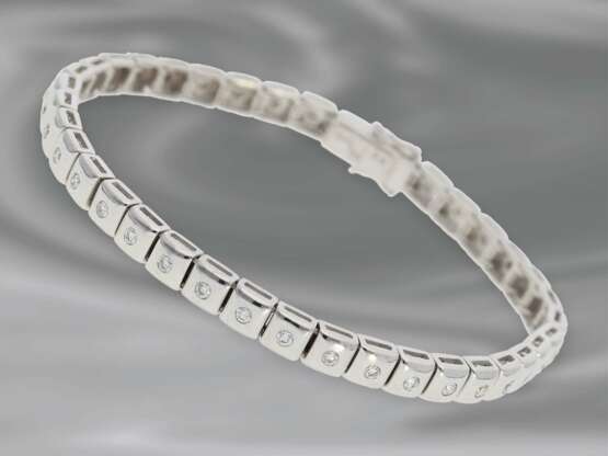 Armband: ausgefallenes, modern gearbeitetes Brillant/Tennisarmband aus 18K Weißgold, Brillanten von 1ct, ungetragen - photo 1