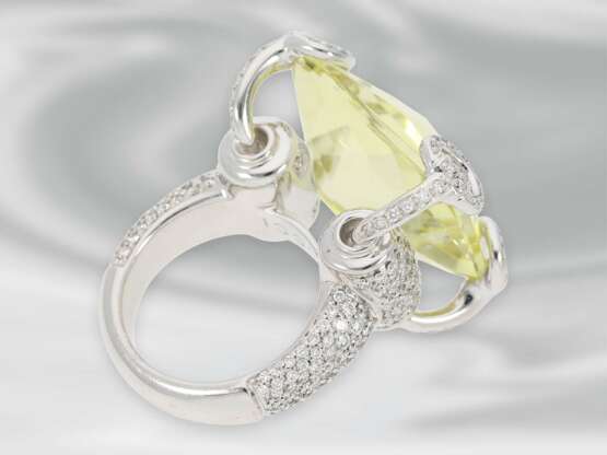 Ring: ausgefallener, neuwertiger Designerring von Gucci, besetzt mit zahlreichen Brillanten und großem Lemon-Quarz - фото 2
