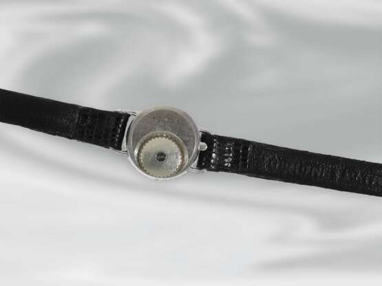 Armbanduhr: vintage Damenuhr mit Diamant-Lünette, Marke Blancpain, vermutlich 50er Jahre - фото 2