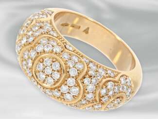 Ring: sehr dekorativer Roségoldring mit reichem Brillantbesatz, ca. 1,68ct, 18K Gold, NP 5850,-€