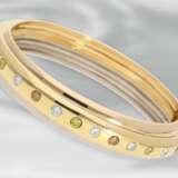 Armreif/Armband: handgefertigter, äußerst massiver und schwerer Bicolor-Goldschmiedearmreif mit Brillantbesatz, 18K Gold - photo 3