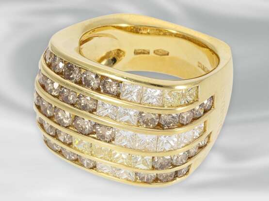 Ring: hochwertiger und äußerst massiver Designer-Cocktailring mit Brillanten/Diamanten, signiert Damiani - Foto 4