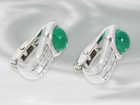 Ohrschmuck: sehr schöne und sehr wertvolle Smaragd-Ohrclips mit Diamanten, ca. 3,03ct, 18K Weißgold - фото 2