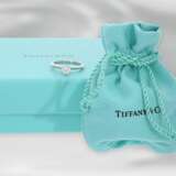 Ring: moderner, sehr hochwertiger Platin Brillant/Solitärring von Tiffany, Brillant von sehr schöner Qualität, 0,7ct! - Foto 1