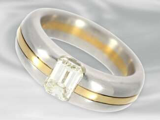 Ring: äußerst hochwertiger und massiv gefertigter Platinring mit Diamantbesatz, ca. 0,85ct, NP ca. 8000,-€
