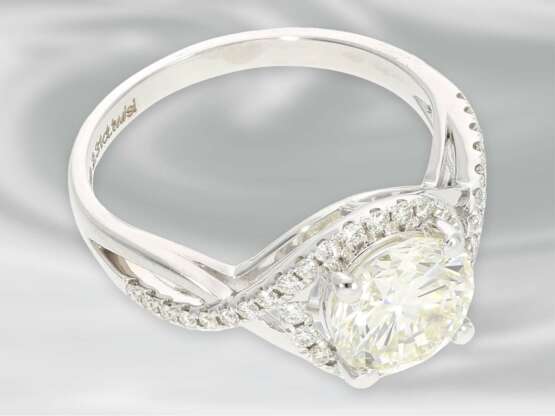 Ring: sehr hochwertiger weißgoldener Brillantring, ca. 2ct, 18K Gold - Foto 2