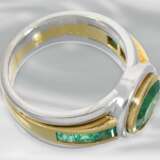 Ring: wertvoller und sehr solide gearbeiteter 18K Smaragd-Goldschmiedering, Mittelstein von 1,6ct - фото 4