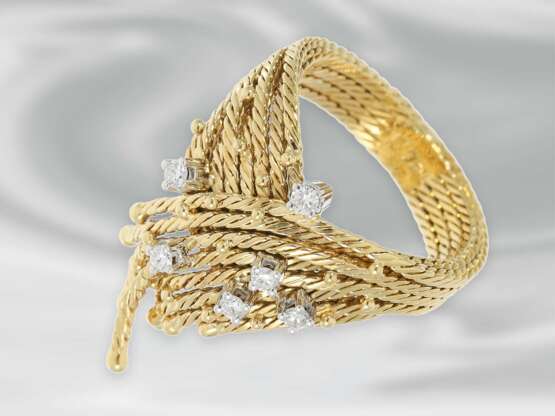 Kette/Collier/Armband/Ring/Ohrschmuck: außergewöhnliches vintage Schmuckset mit Brillanten besetzt, ca. 1,94ct, 18K Gold, vintage Wellendorff - фото 3