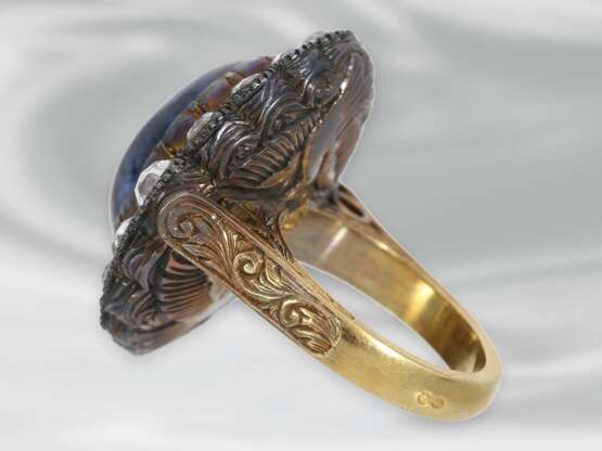 Ring: einzigartiger antiker Saphirring mit sehr wertvollem Burma-Saphir von ca. 26ct, unbehandelt, SSEF Zertifikat, 18K Gold, Silber - фото 3
