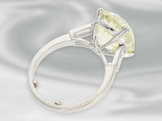 Ring: bedeutender vintage Platinring mit äußerst hochwertigem Altschliff-Brillant von ca. 6,5ct, signiert Boucheron - Foto 3