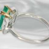Ring: antiker Platinring mit äußerst wertvollem Smaragd-/Diamant-Besatz, signiert Cartier, ca. 3,4ct, mit Originalbox, vermutlich 40er Jahre - Foto 3
