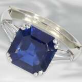 Ring: bedeutender Platinring mit Diamanten und äußerst wertvollem und seltenen Burma-Saphir, ca. 4,5ct, Markenschmuck von René Kern - фото 4