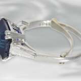 Ring: bedeutender Platinring mit Diamanten und äußerst wertvollem und seltenen Burma-Saphir, ca. 4,5ct, Markenschmuck von René Kern - фото 5