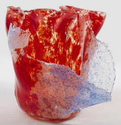 Great post modern sculptural Vase