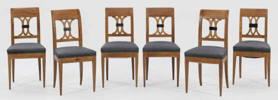 Satz von sechs Stühlen im Biedermeier-Stil - Foto 1