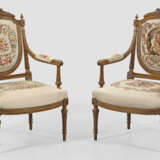 Paar Louis XVI-Armlehnstühle - photo 1