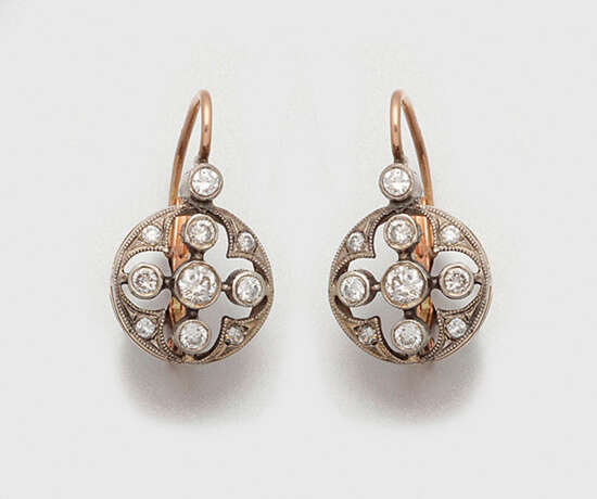 Paar russische Diamant-Ohrgehänge - Foto 1
