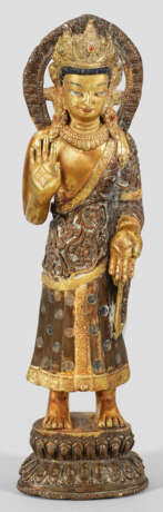 Stehende Figur der Weißen Tara mit Aureole - Foto 1