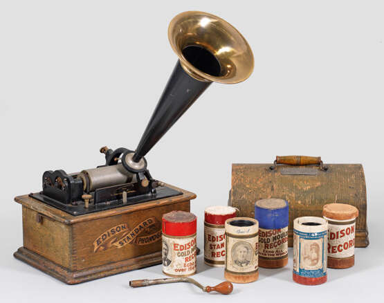 Edison Standard Phonograph - photo 1