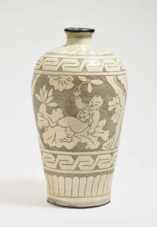 La chine, le Yuan ou plus tard . Vase "Meiping Zizhou" - photo 1