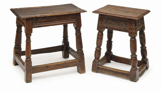 England, 17. A century later. Zwei Centre Tables - photo 1