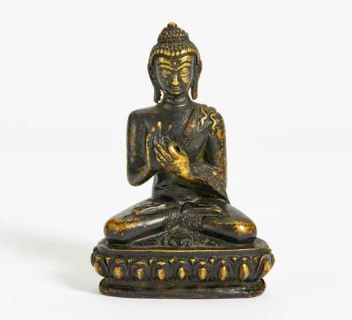 Sitzender Buddha Shakyamuni mit dharmachakra mudra - photo 1