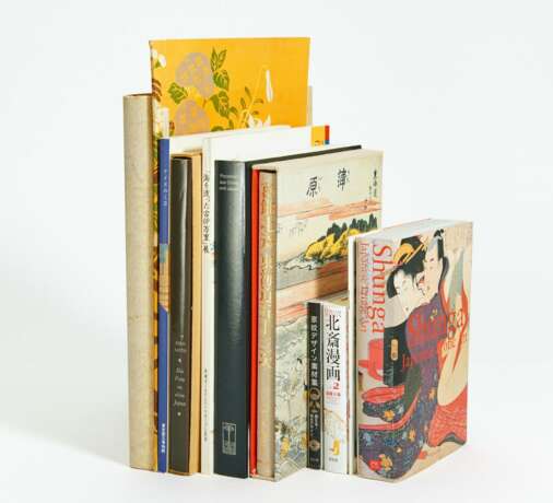 Konvolut von elf Büchern über japanische Kunst - Foto 1