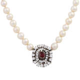 Perlenkette mit Juwelen-Schmuckschließe, - Foto 2