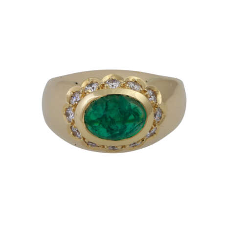 Ring mit ovalem Smaragdcabochon, - Foto 1